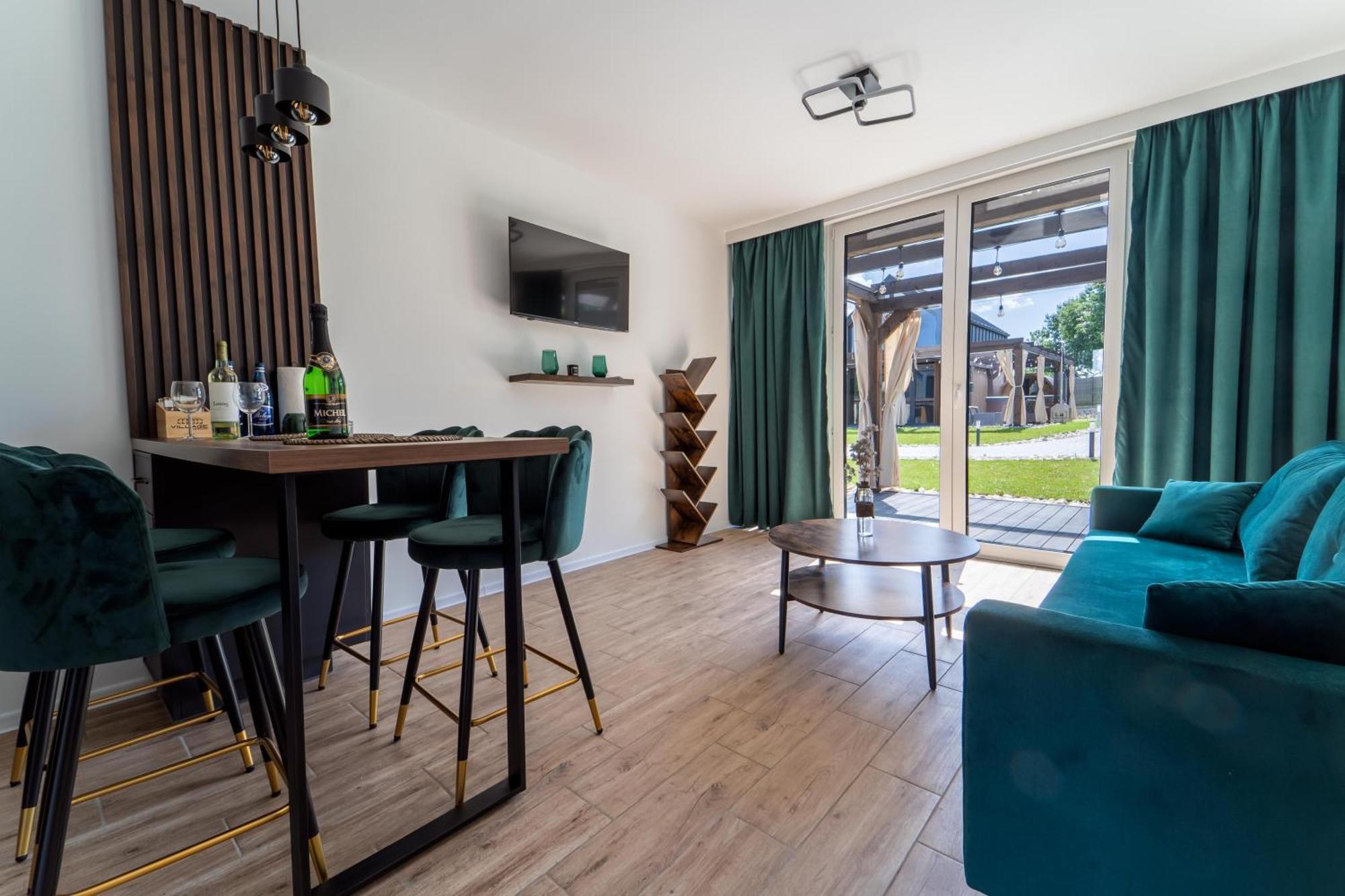 Village Resort Sauna & Jacuzzi & Netflix Tworkowa Cameră foto